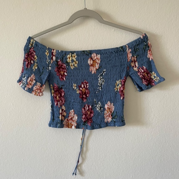 Kendall Kylie top off the shoulders shirt Size Medium - Picture 4 of 8